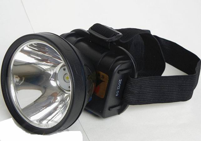 (image for) 5W LED headlamp 9~12 hour lighting, up to 300M distance