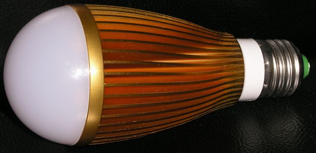 (image for) A19 LED Light bulbs, E27, 8 watt, Warm White, AC/DC 12V - Click Image to Close