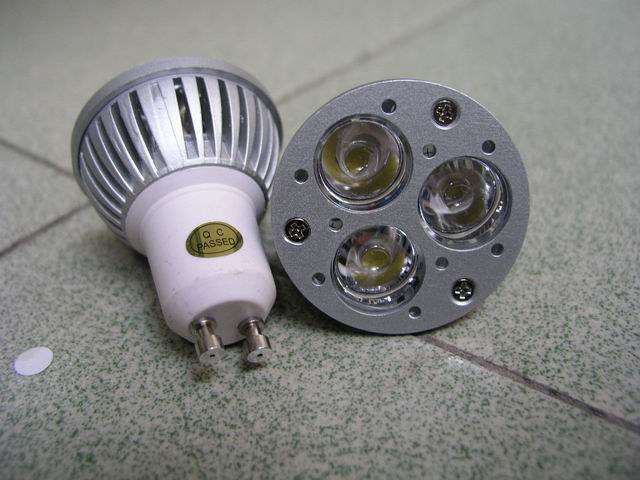 (image for) GU10 led light bulbs for home use, 3X1W LEDs, Cool white - Click Image to Close